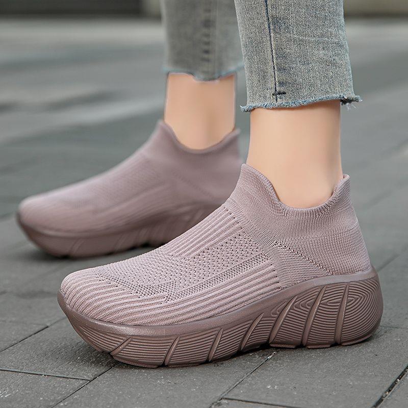 Ultra-Thick-Soled Socks, Lightweight Soft-Soled Slip-On Shoes For Couples, Casual Lightweight Walking Shoes, Height-Increasing Hiking Shoes For Men And Women, Trendy - Image 5